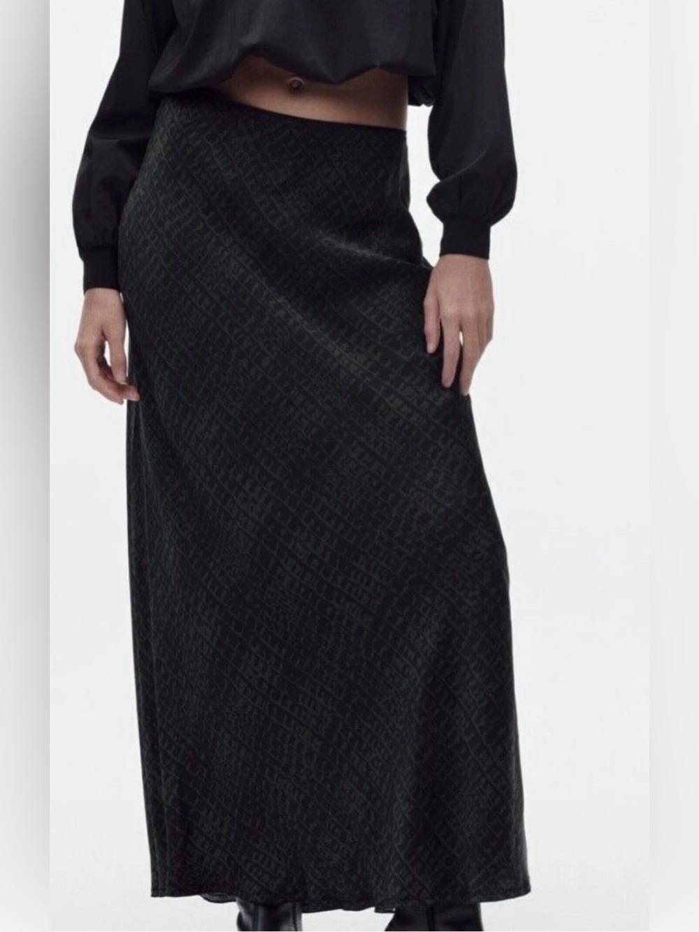 Zara Black Textured Maxi Skirt
